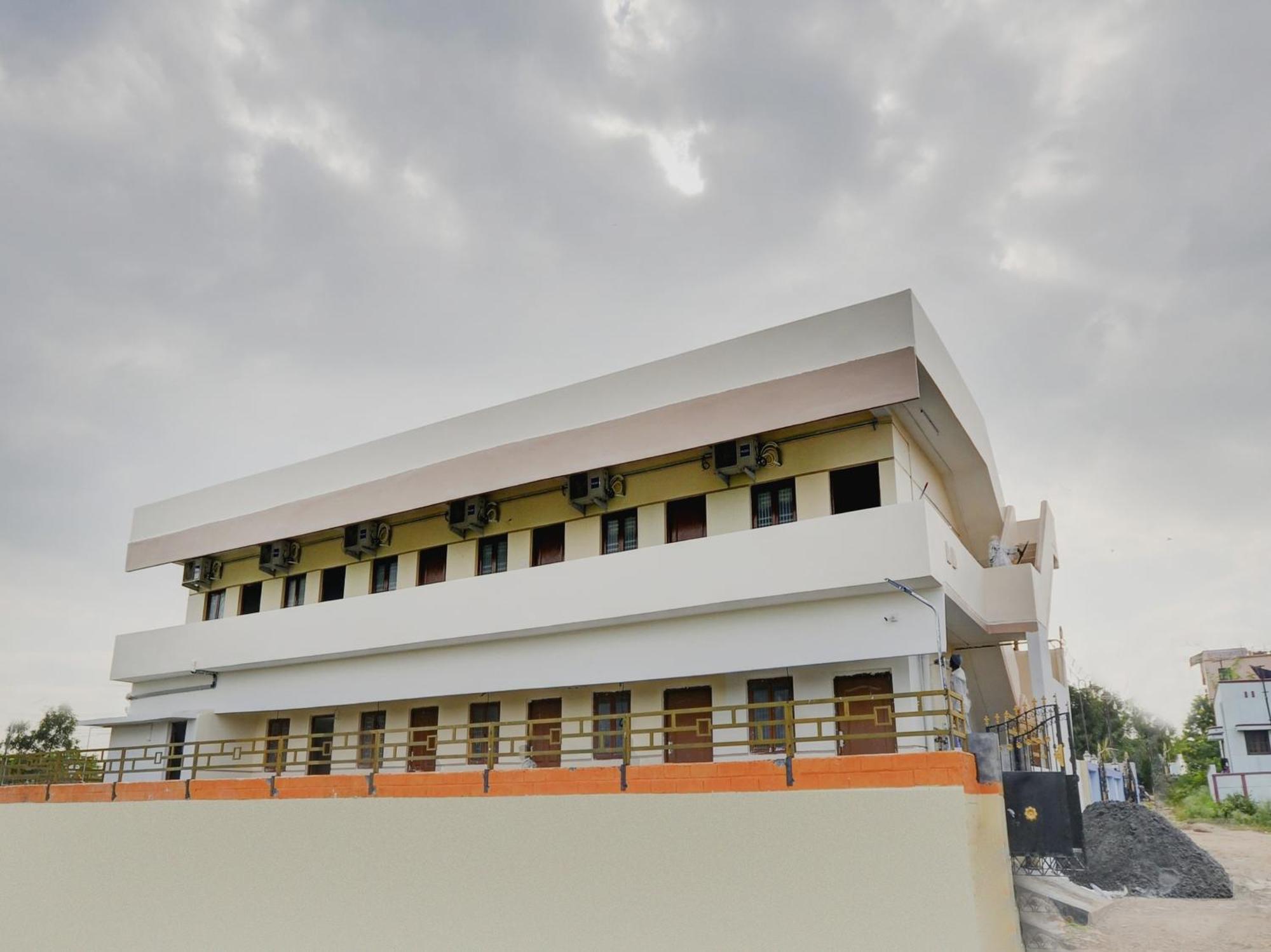 Hotel O Aruthraa Residency Podanur Екстер'єр фото