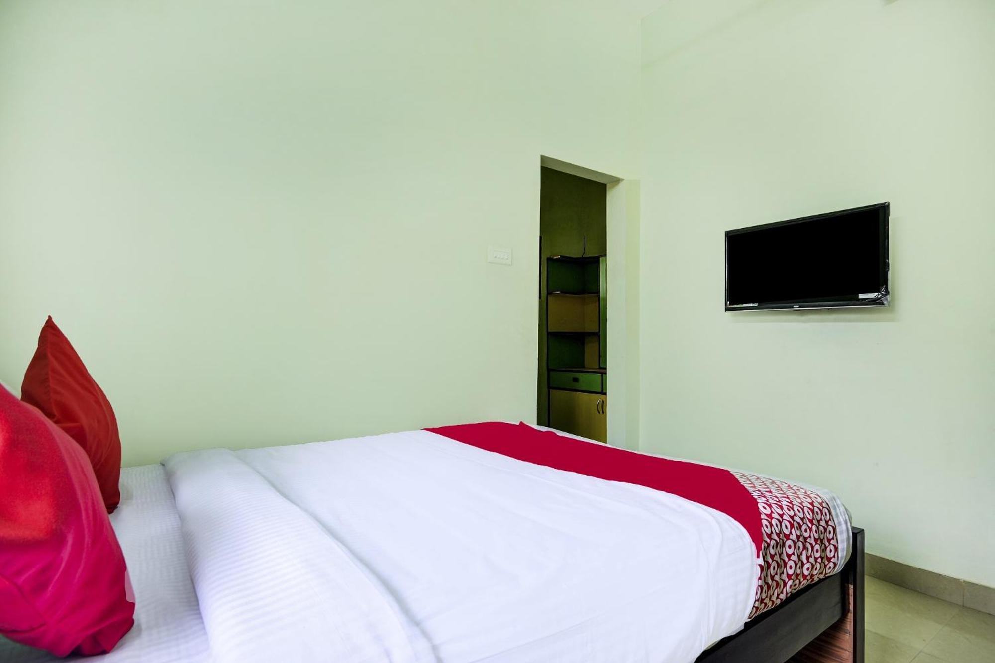 Hotel O Aruthraa Residency Podanur Екстер'єр фото